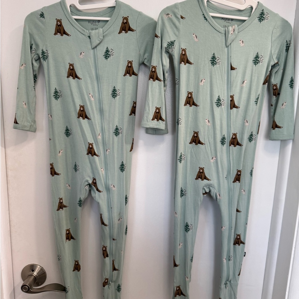*1 LEFT* Kyte BABY - trail print